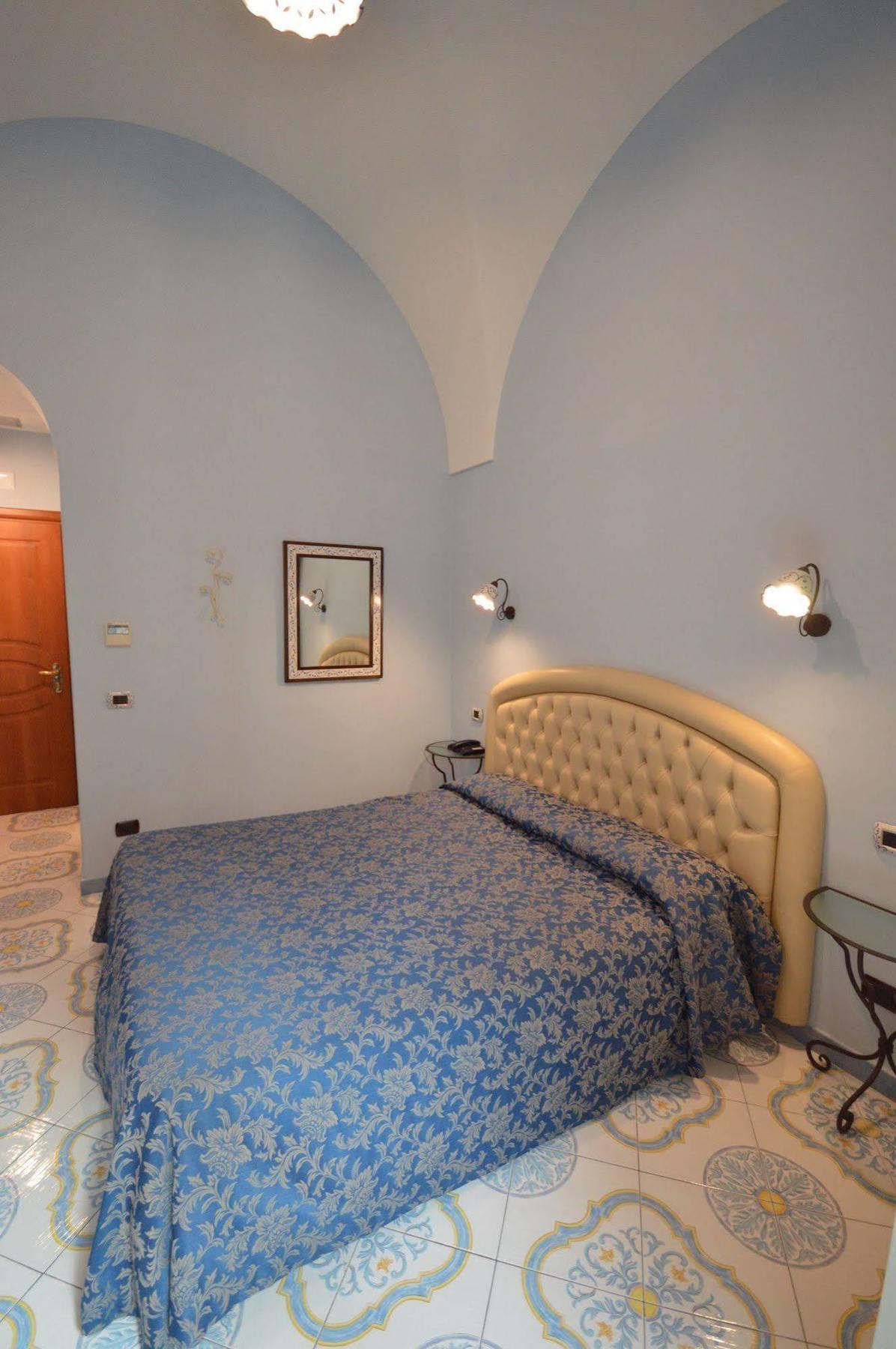 B&B Palazzo Pisani Амальфи Экстерьер фото